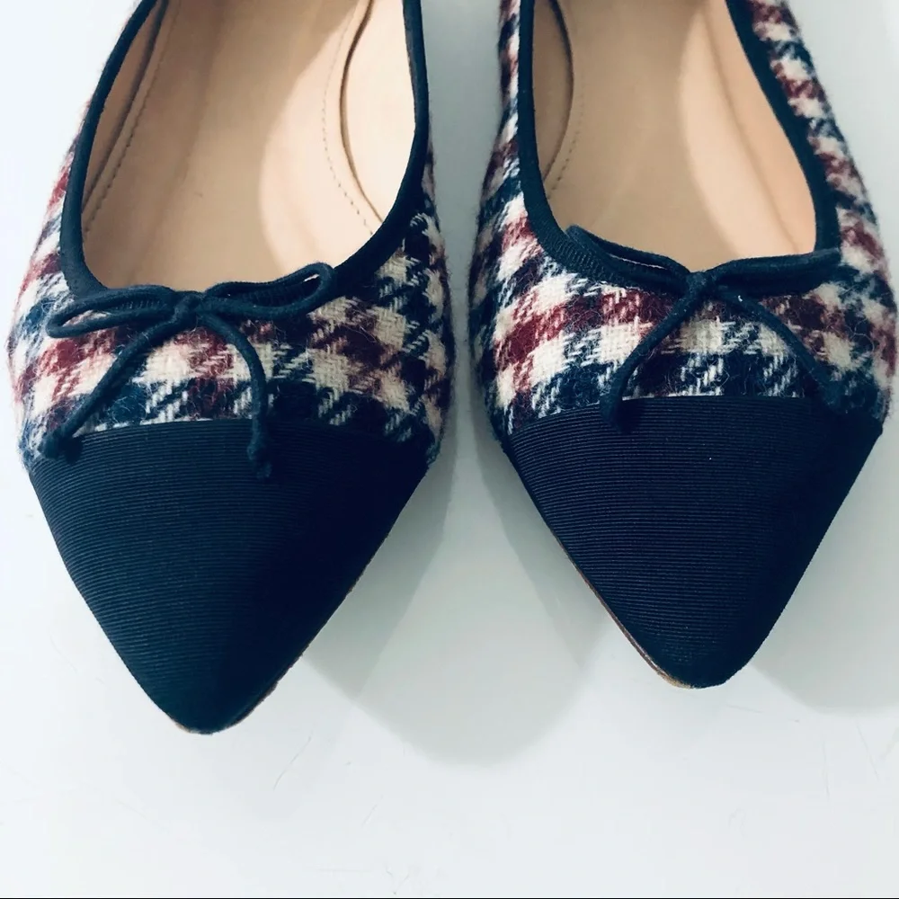 JCREW GEMMA CAP-TOE FLATS IN TWEED IVORY BURGUNDY NAVY SHOES.SIZE 8 - Picture 5 of 10